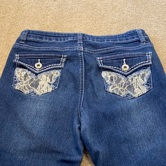 Pony Tails Jeans - Picture 3 of 6